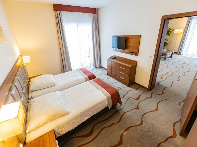 Hotel Olivia Medical Spa image
