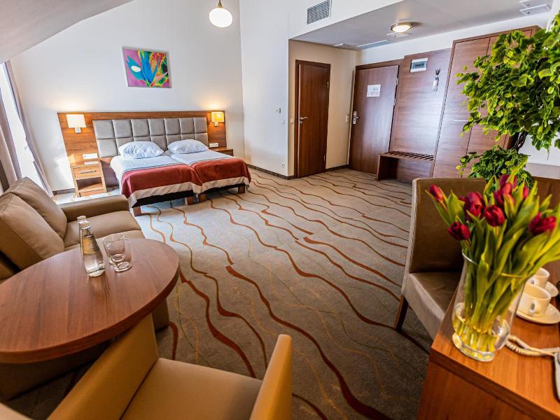 Hotel Olivia Medical Spa image