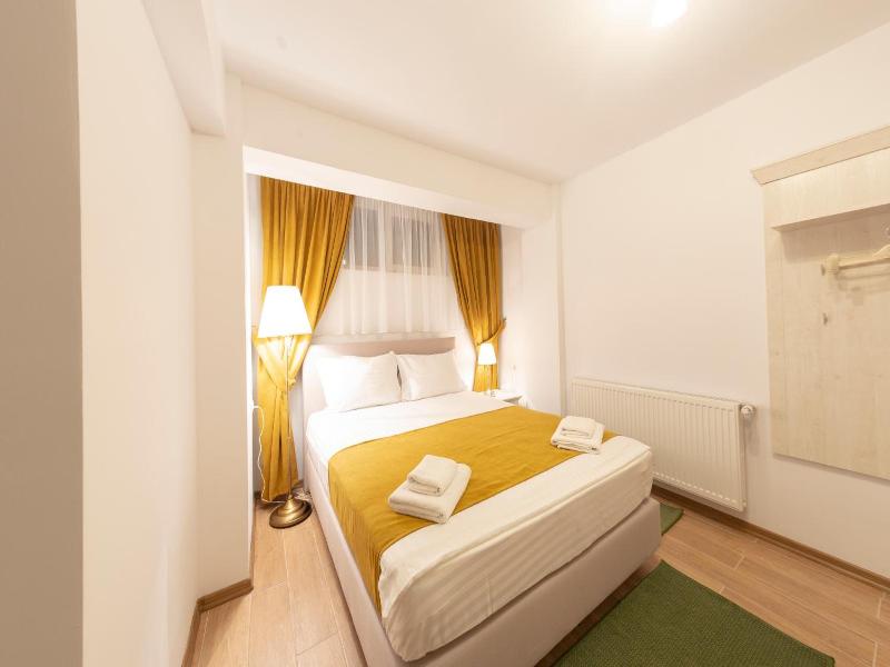 Crema Residence image
