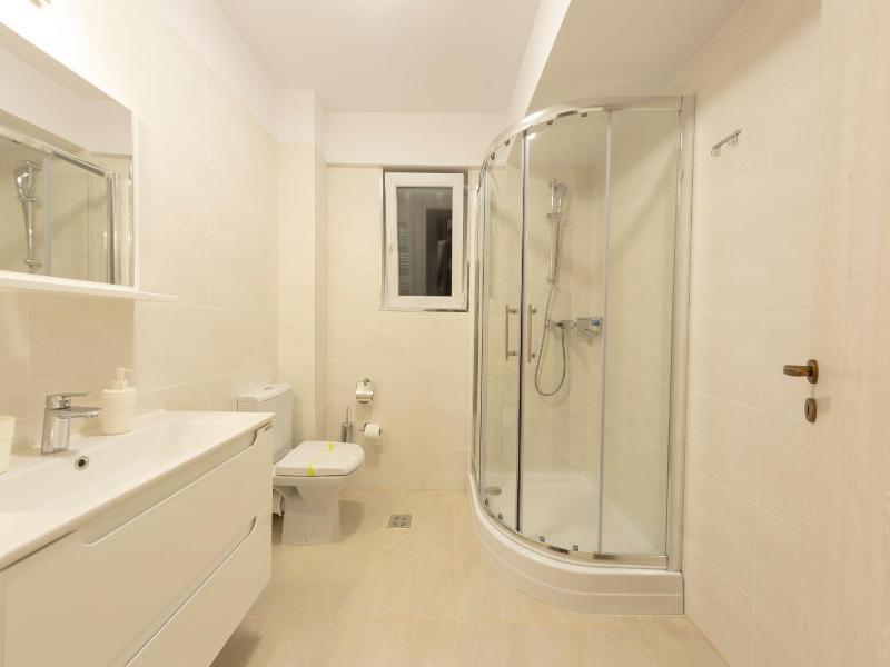 Crema Residence image