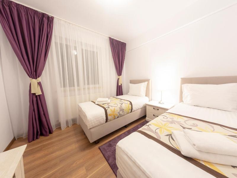 Crema Residence image