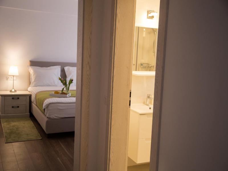 Crema Residence image