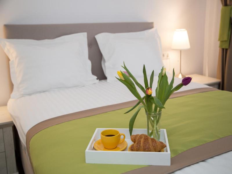 Crema Residence image