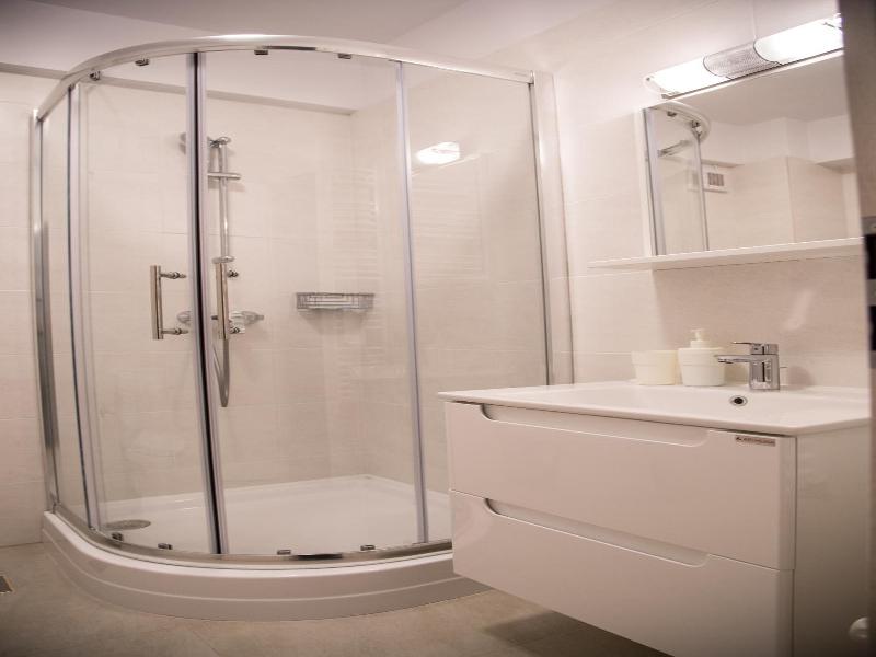 Crema Residence image