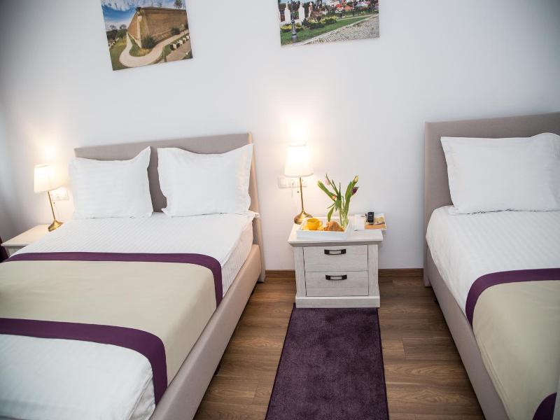 Crema Residence image