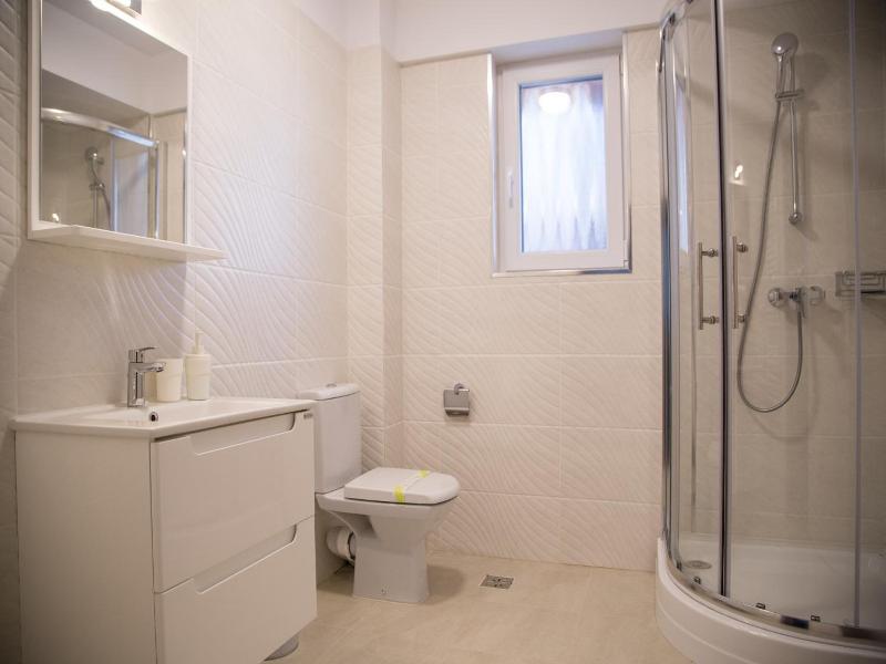 Crema Residence image