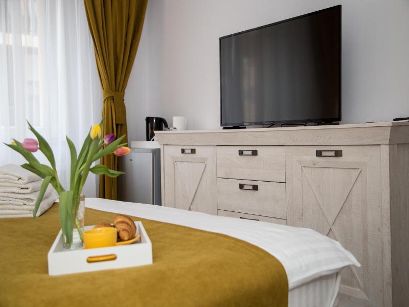 Crema Residence image