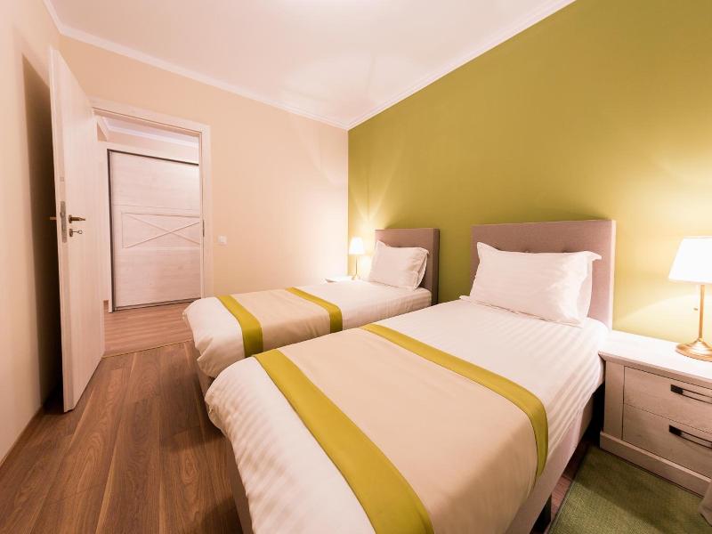 Crema Residence image