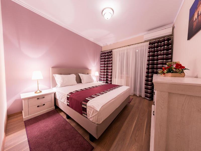Crema Residence image