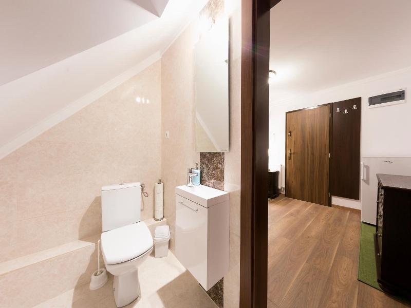 Crema Residence image