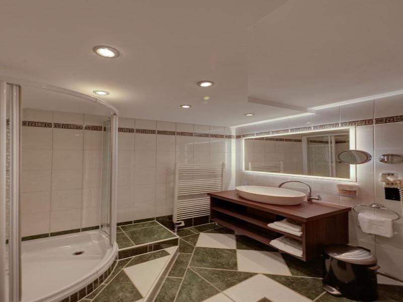 Hotel Leimer Brv U image