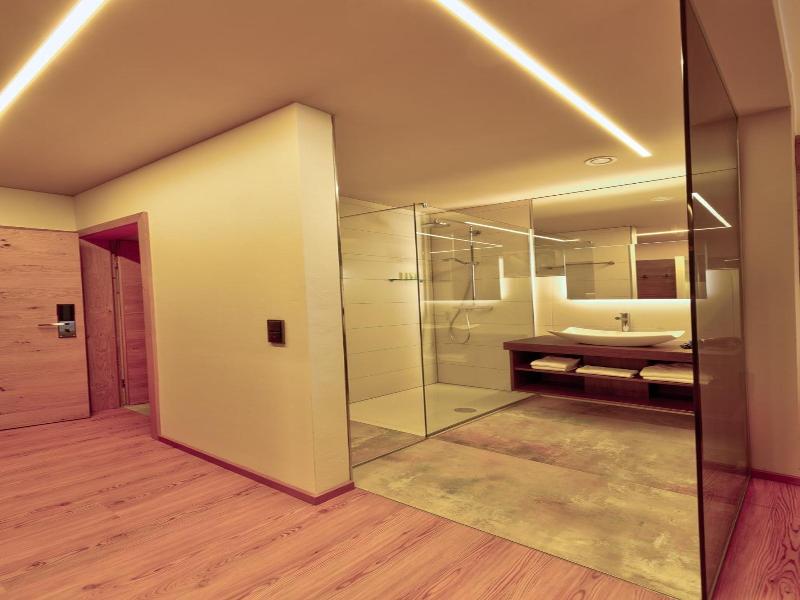 Hotel Leimer Brv U image