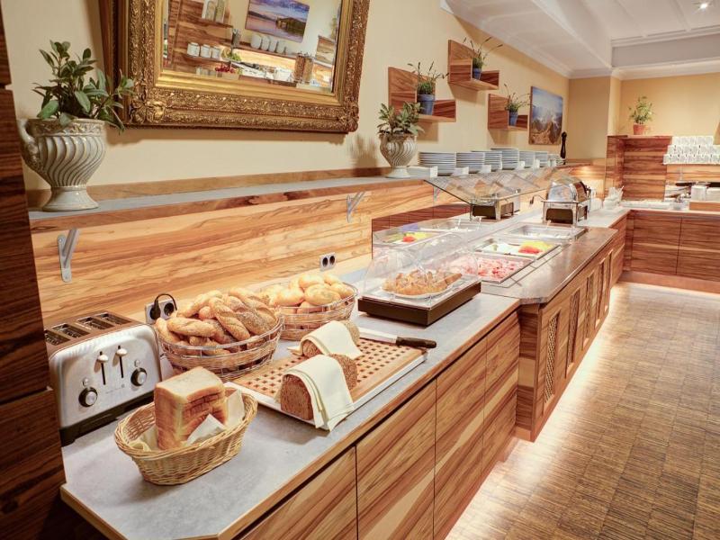 Hotel Leimer Brv U image