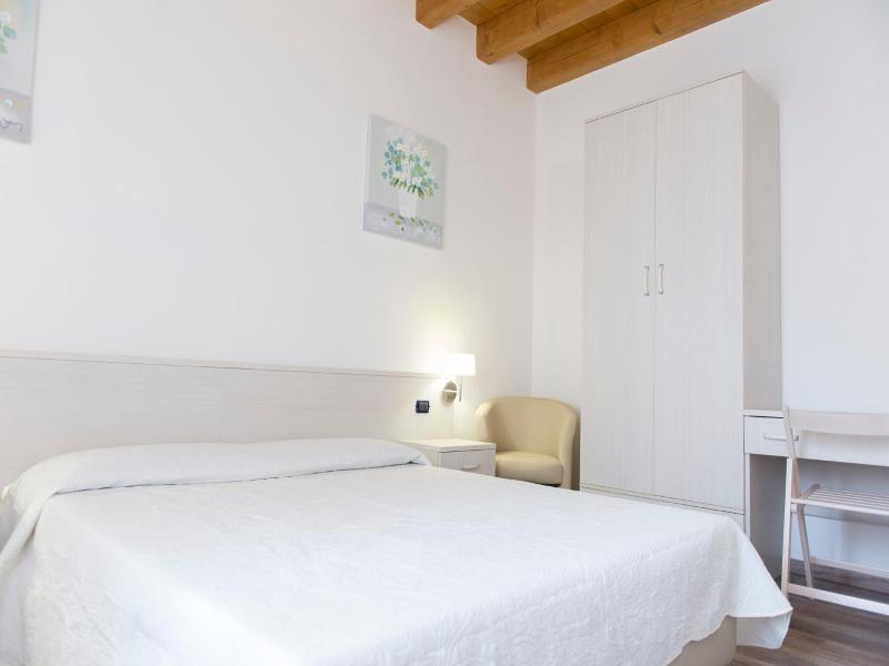 Residence Eremitani image