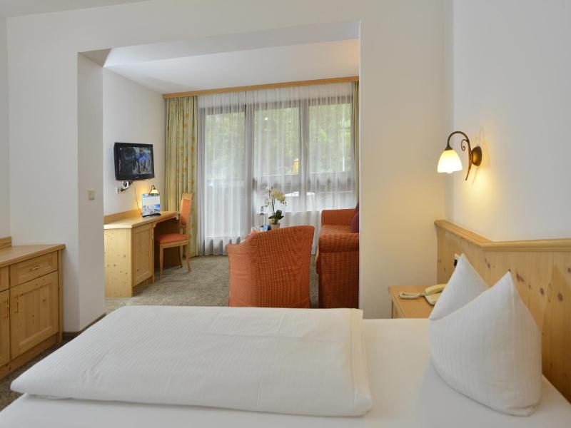 Hotel Diana image