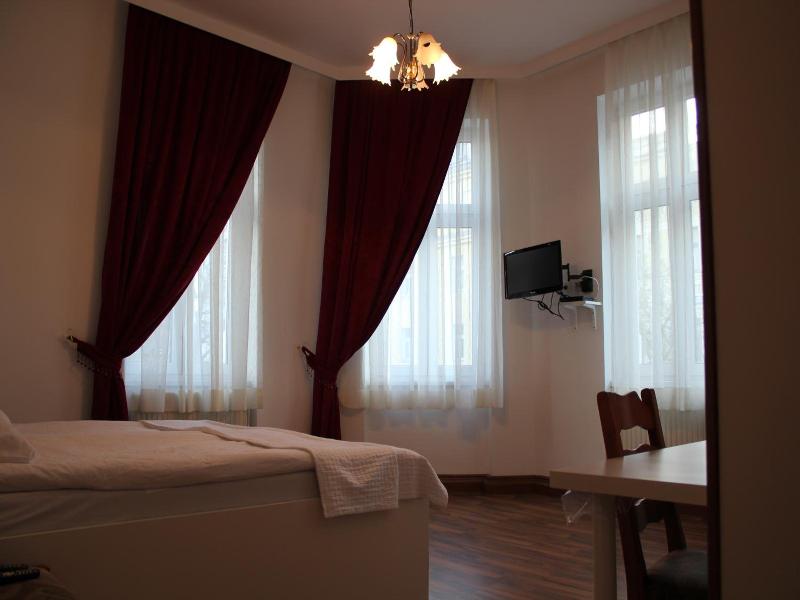 Arnes Hotel Vienna image