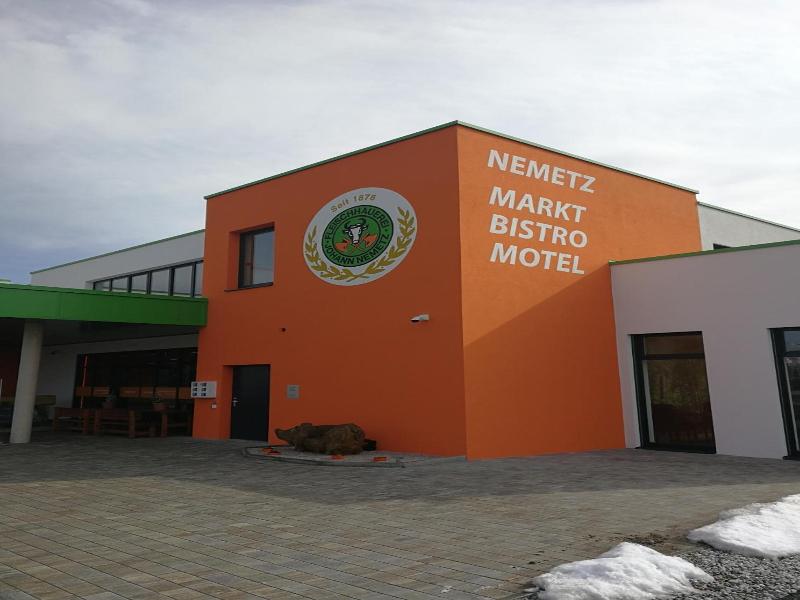 Nemetz Motel image
