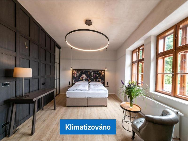 Hotel Clemar image