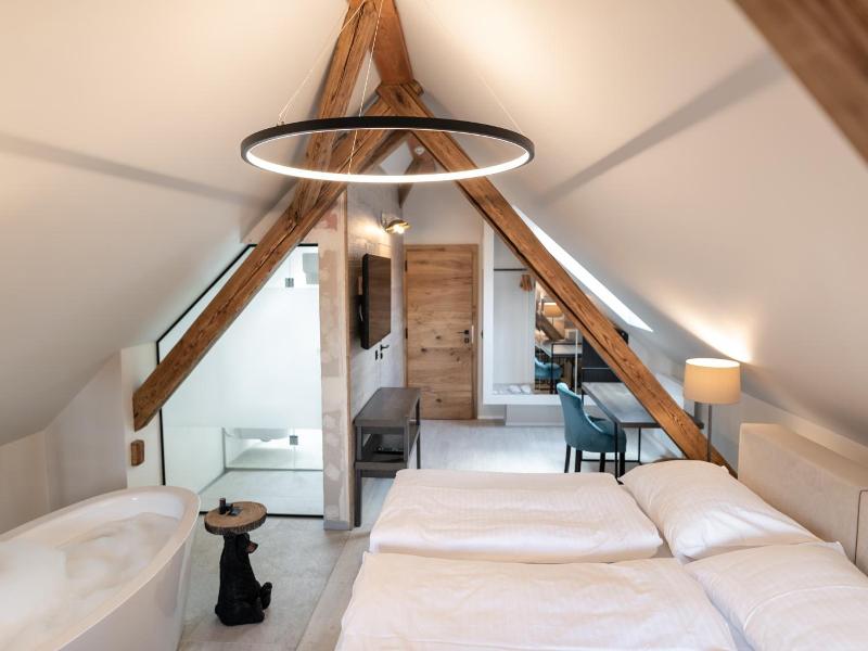 Hotel Clemar image
