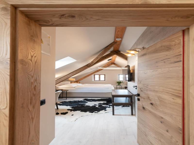 Hotel Clemar image