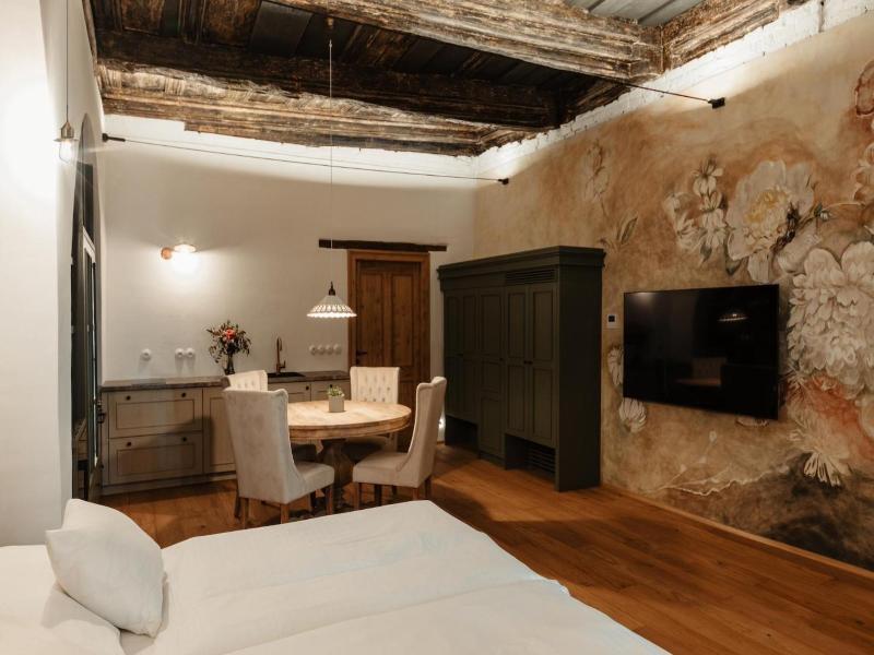 Hotel Clemar image