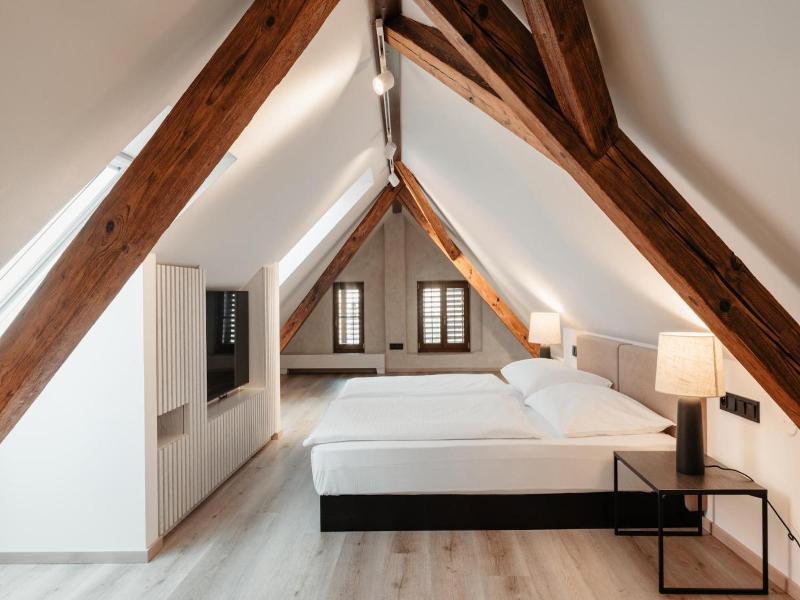 Hotel Clemar image