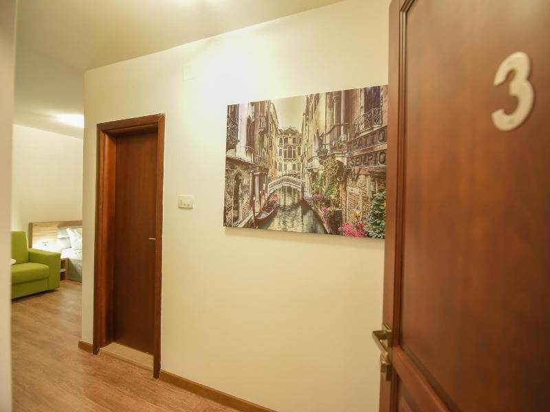 Korzo Apartmani image