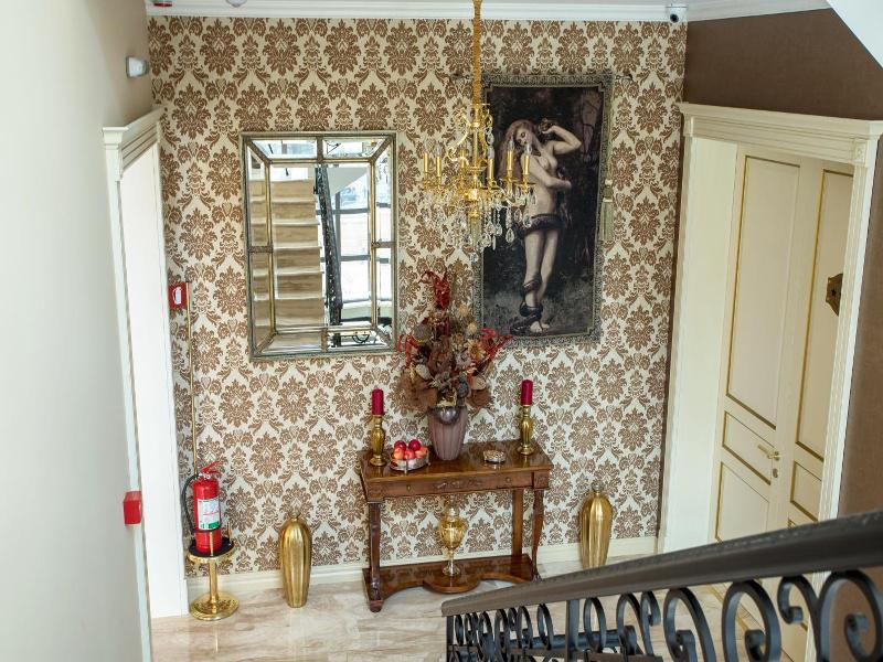 The Arlington Boutique Hotel