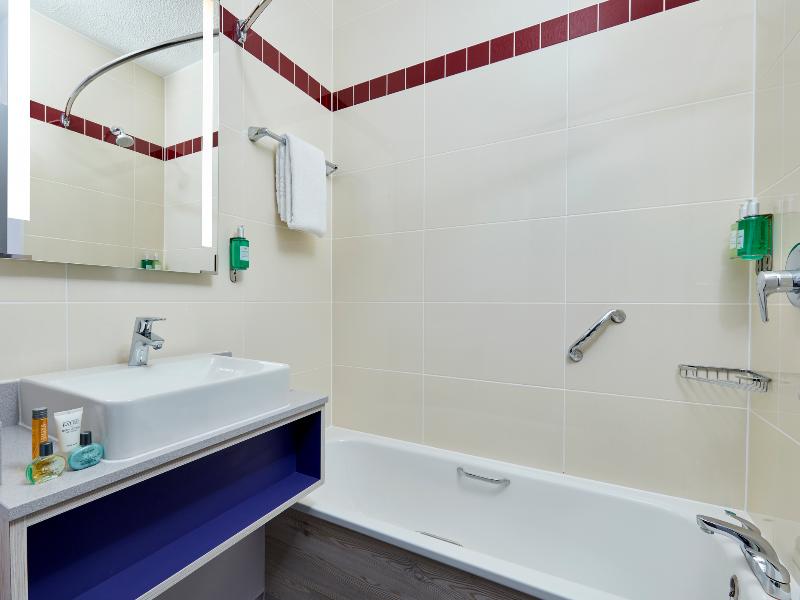 Leonardo Hotel Sheffield  image