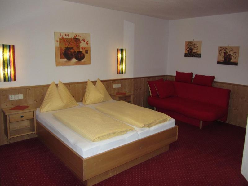 Hotel Garni Landhaus Trenkenbach image