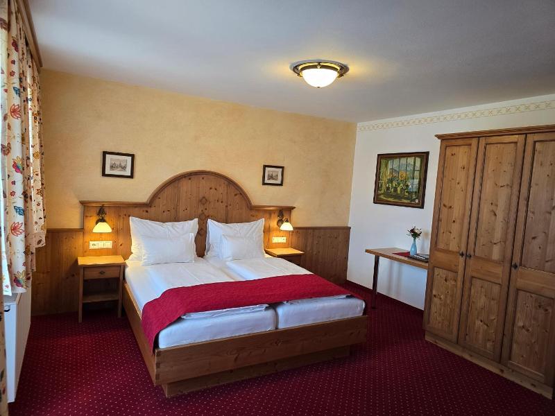 Hotel Garni Landhaus Trenkenbach image