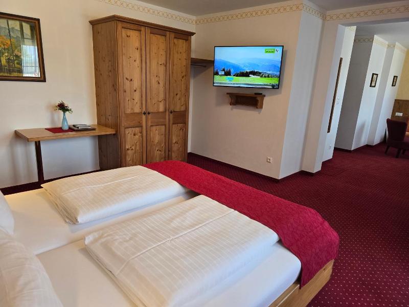 Hotel Garni Landhaus Trenkenbach image