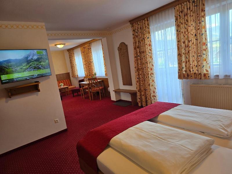 Hotel Garni Landhaus Trenkenbach image