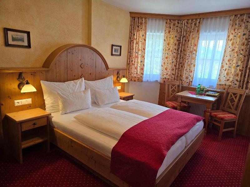 Hotel Garni Landhaus Trenkenbach image