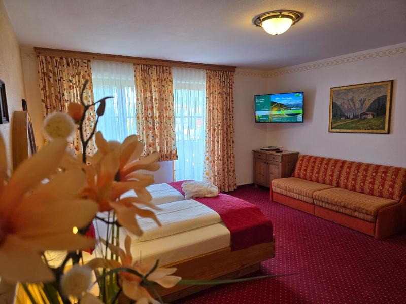 Hotel Garni Landhaus Trenkenbach image