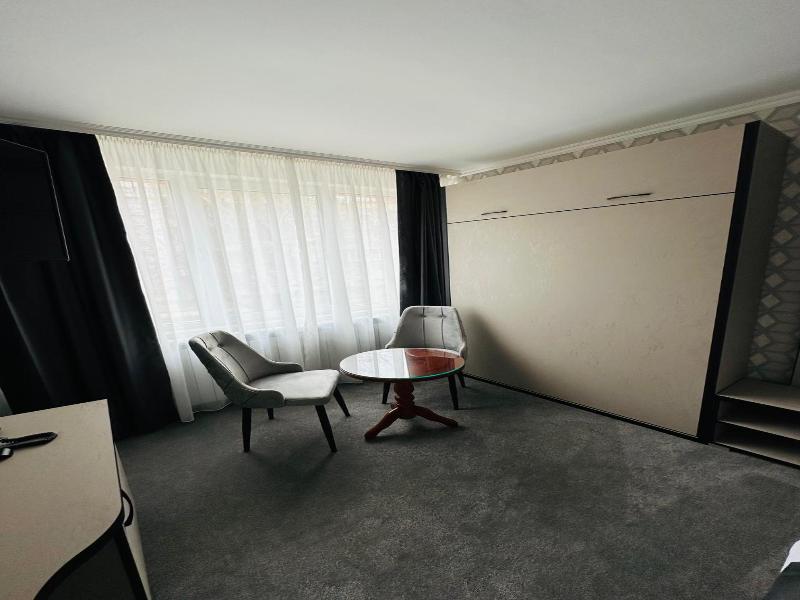 Hotel Cosmos image