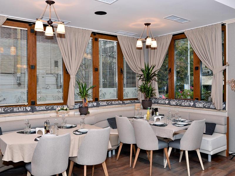 Hotel Cosmos image