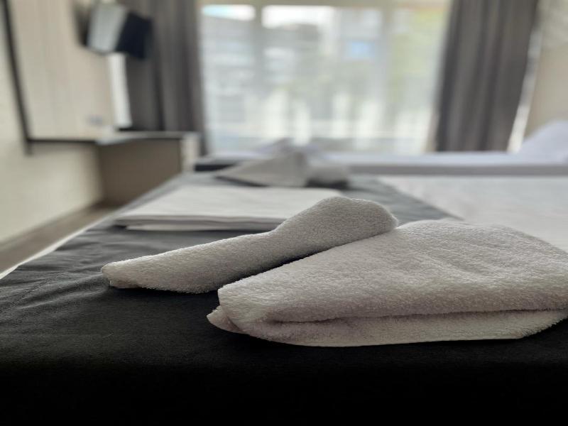 Hotel Cosmos image