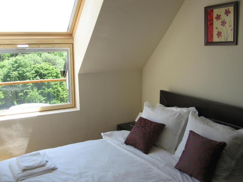 Chamkoria Chalets image