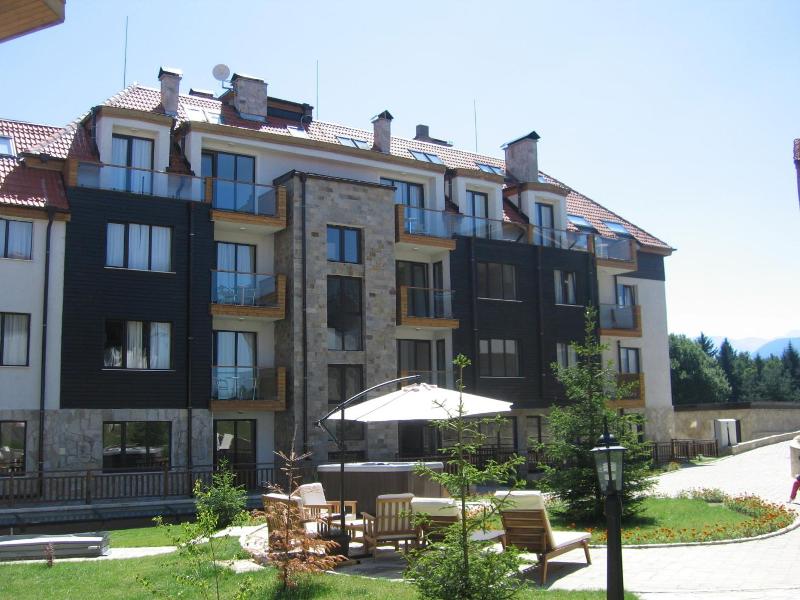 Chamkoria Chalets image