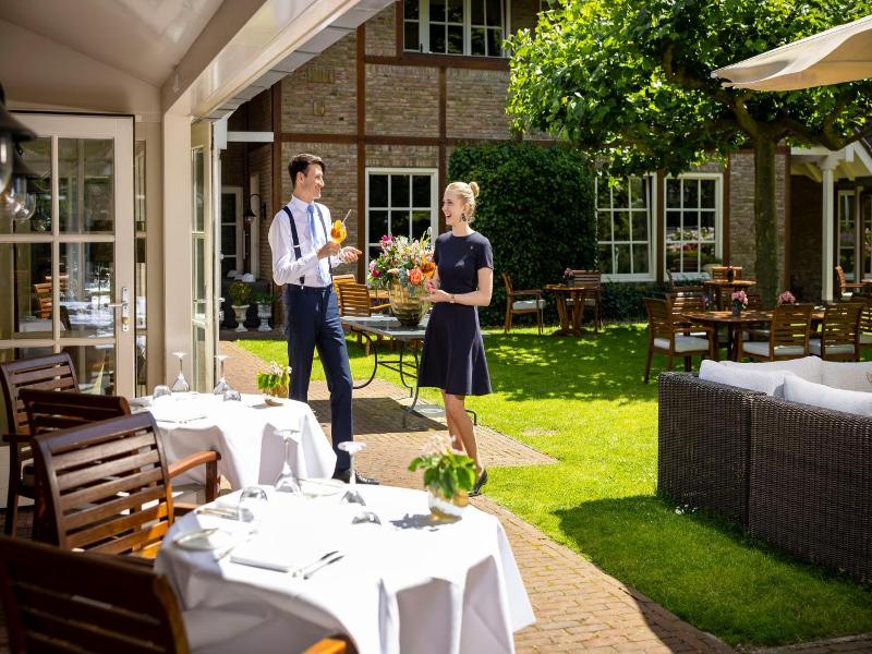 Landhuishotel De Bloemenbeek image