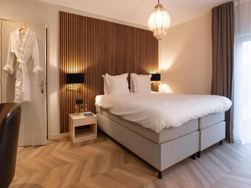 Landhuishotel De Bloemenbeek image