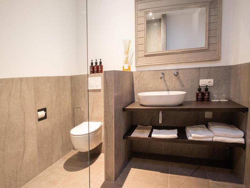 Landhuishotel De Bloemenbeek image