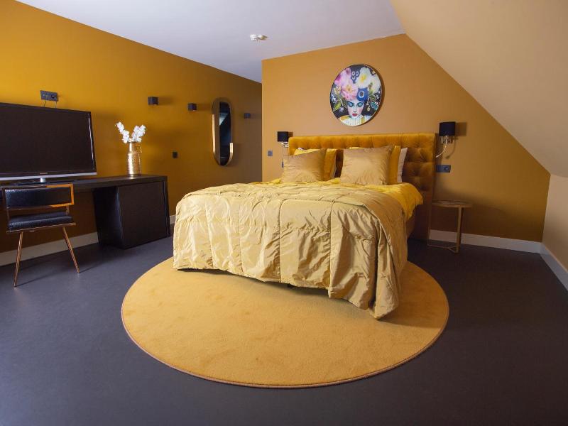 Landhuishotel De Bloemenbeek image