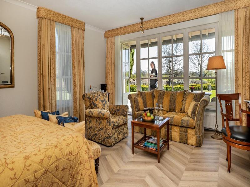 Landhuishotel De Bloemenbeek image