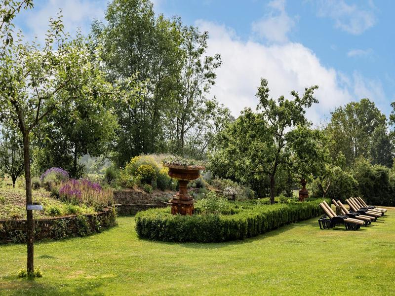 Landhuishotel De Bloemenbeek image