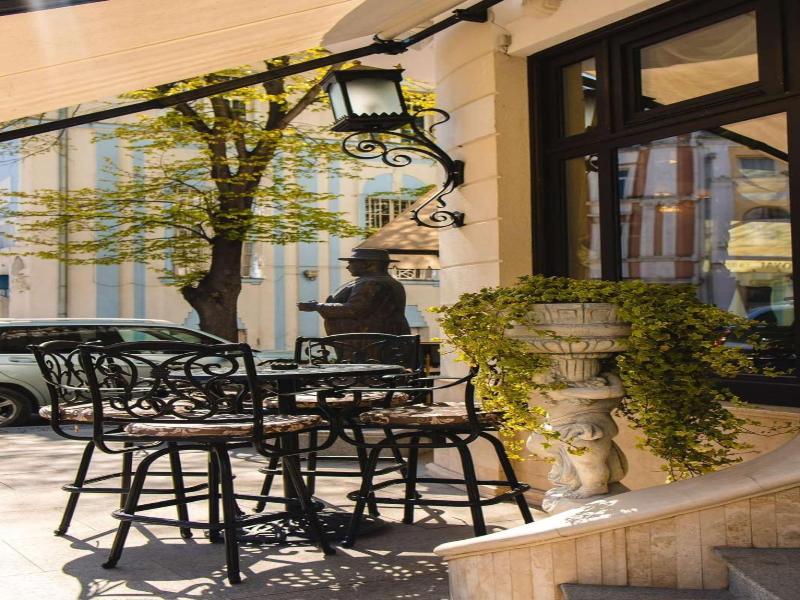 Royal Hotel image