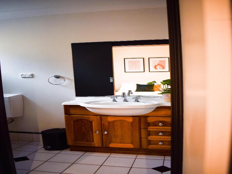 The Sherwood Hotel image