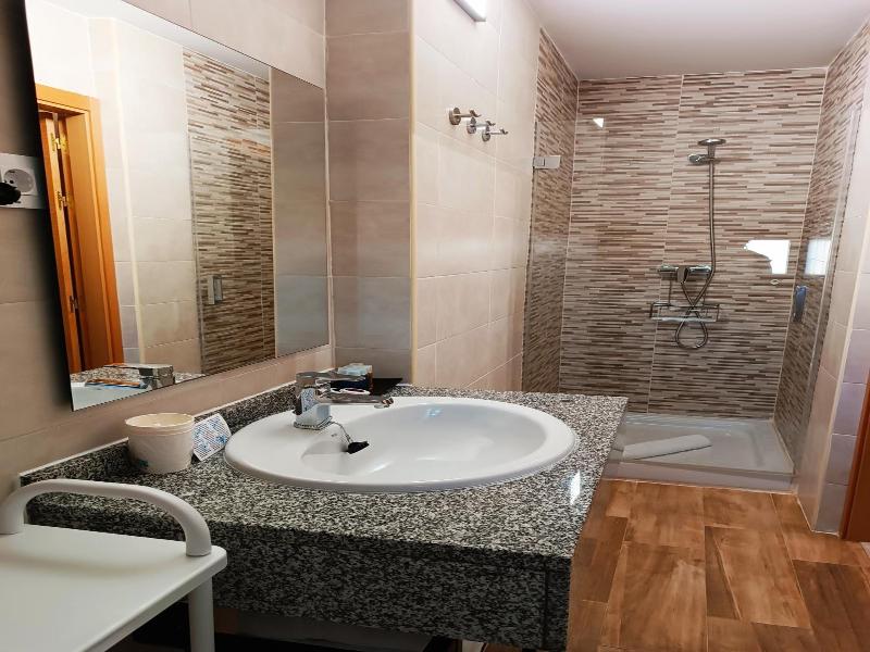 Hotel Alma Rosa image