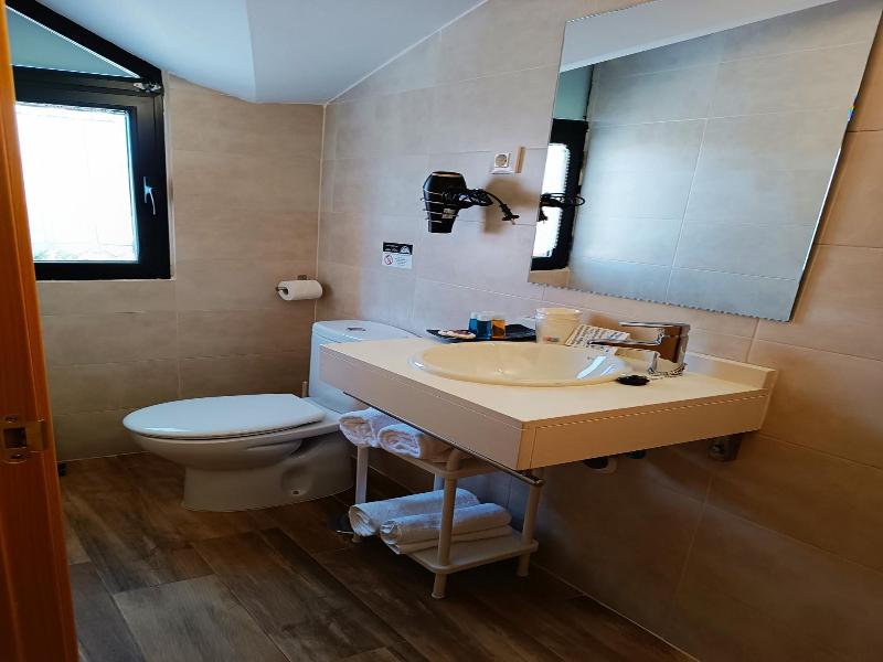 Hotel Alma Rosa image